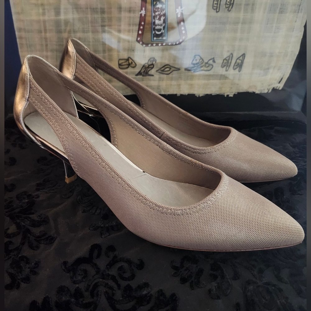 Donald Pliner Metallic Taupe Pointed-Toe Kitten Heels